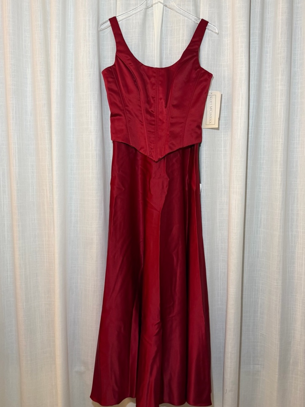 Scott McClintock Red Corset Satin Formal dress long length NWT size 10 wine Red